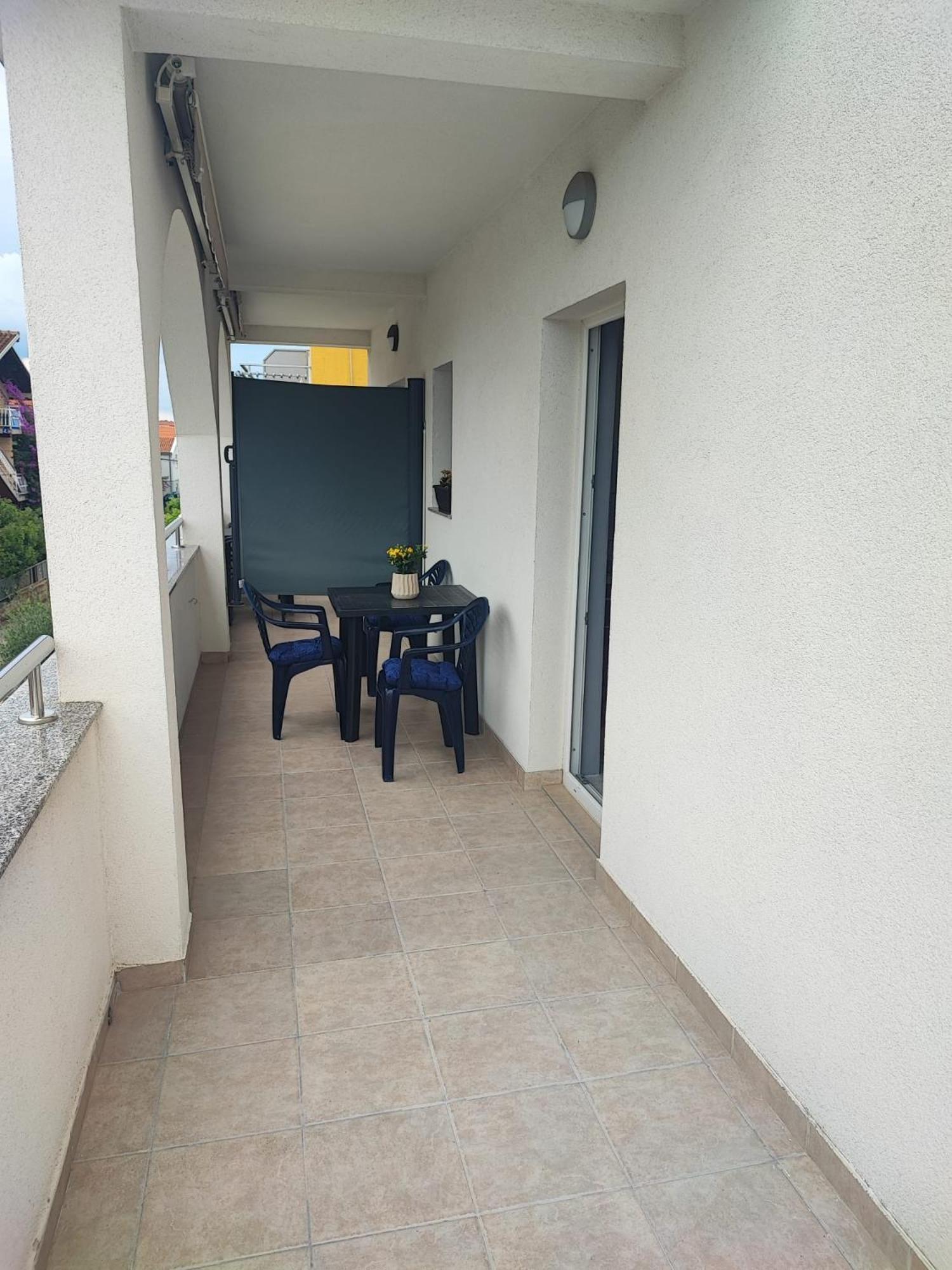 Apartman Luka Apartment Vodice Exterior foto