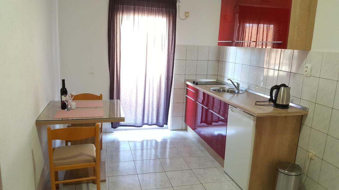 Apartman Luka Apartment Vodice Exterior foto